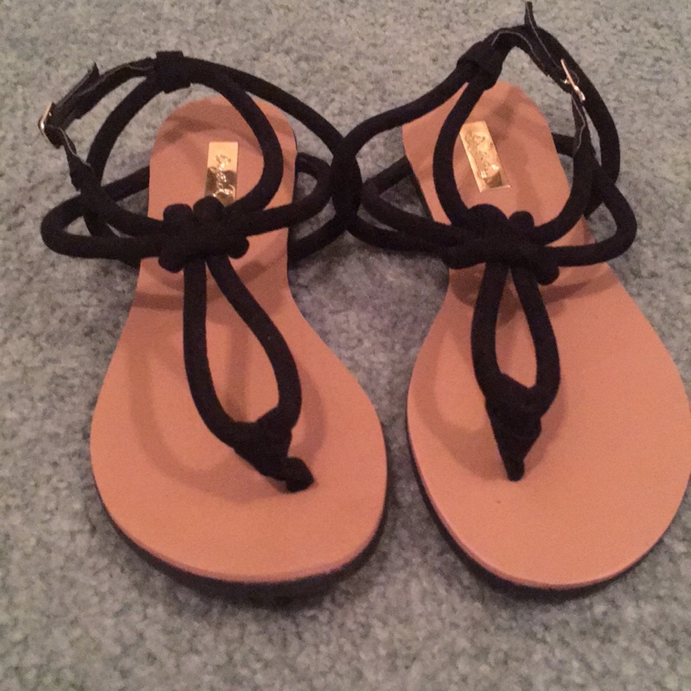 Qupid strappy sandals